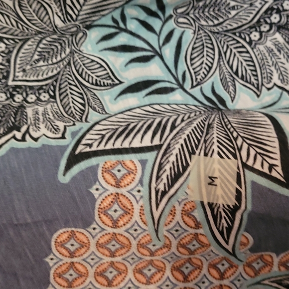 NWOT Loft top - Picture 2 of 4